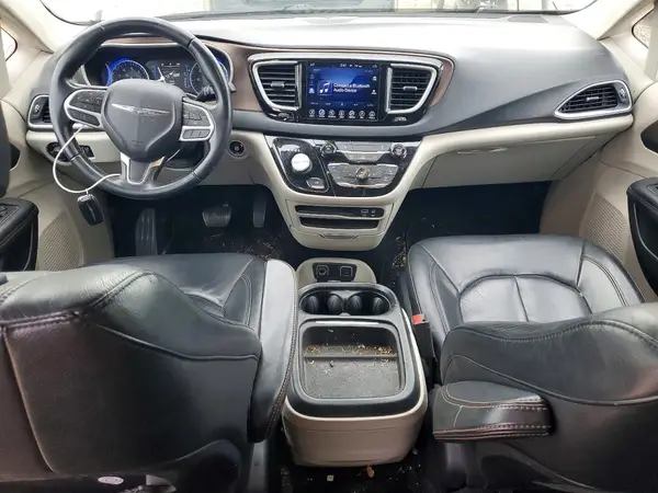 2C4RC1BG9HR584205 2017 CHRYSLER PACIFICA - Image 8