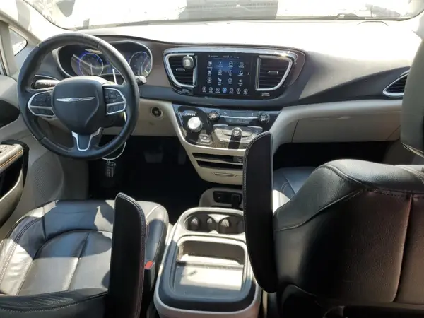 2C4RC1BG9HR590926 2017 CHRYSLER PACIFICA - Image 8