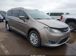 2C4RC1BG9HR592045 2017 CHRYSLER PACIFICA