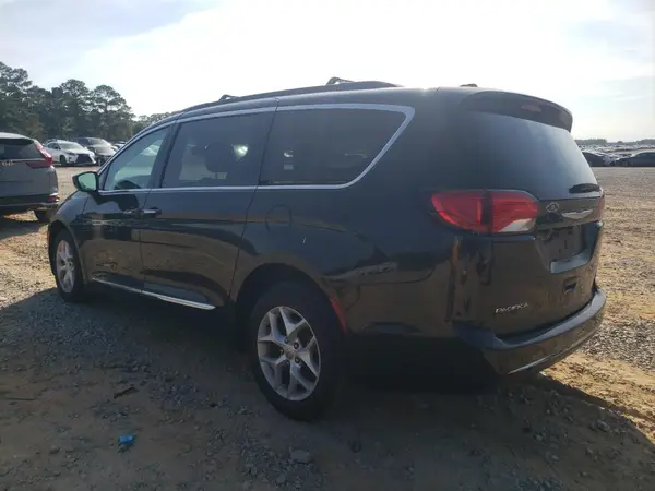 2C4RC1BG9HR598377 2017 CHRYSLER PACIFICA - Image 2