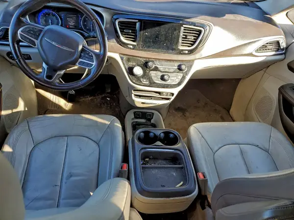 2C4RC1BG9HR611242 2017 CHRYSLER PACIFICA - Image 8