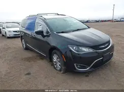 2C4RC1BG9HR613248 2017 CHRYSLER PACIFICA