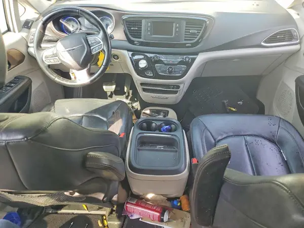 2C4RC1BG9HR621771 2017 CHRYSLER PACIFICA - Image 8