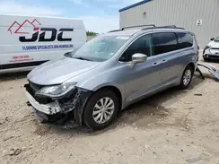 2C4RC1BG9HR621799 2017 CHRYSLER PACIFICA