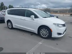 2C4RC1BG9HR627389 2017 CHRYSLER PACIFICA