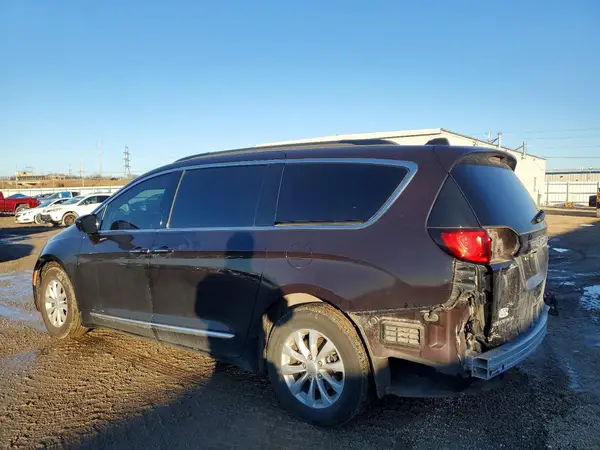 2C4RC1BG9HR633595 2017 CHRYSLER PACIFICA - Image 2