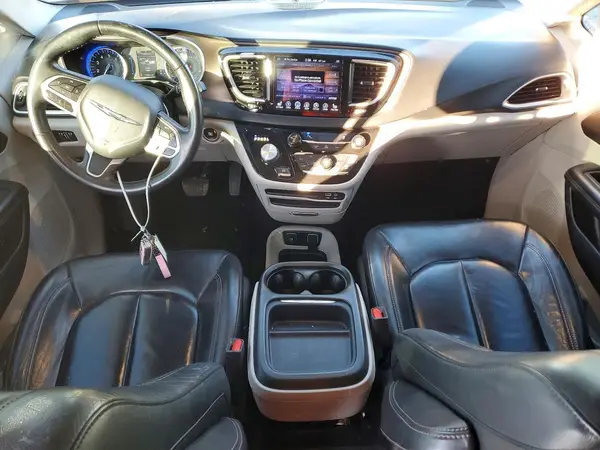 2C4RC1BG9HR633595 2017 CHRYSLER PACIFICA - Image 8