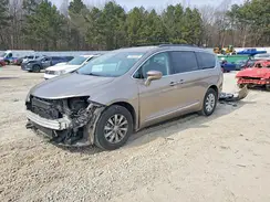 2C4RC1BG9HR654205 2017 CHRYSLER PACIFICA