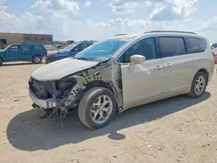 2C4RC1BG9HR656794 2017 CHRYSLER PACIFICA