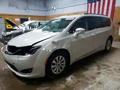 2C4RC1BG9HR665446 2017 CHRYSLER PACIFICA