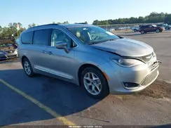 2C4RC1BG9HR668282 2017 CHRYSLER PACIFICA