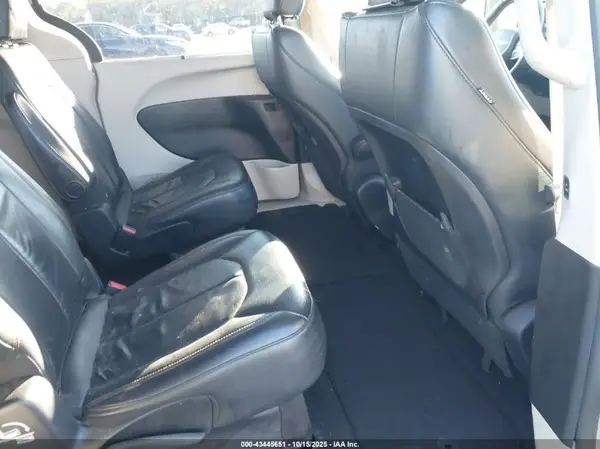 2C4RC1BG9HR668282 2017 CHRYSLER PACIFICA - Image 8