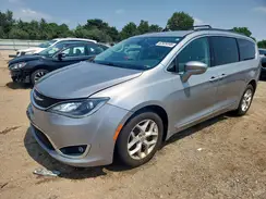 2C4RC1BG9HR668556 2017 CHRYSLER PACIFICA