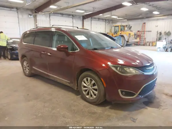 2C4RC1BG9HR670176 2017 CHRYSLER PACIFICA - Image 1