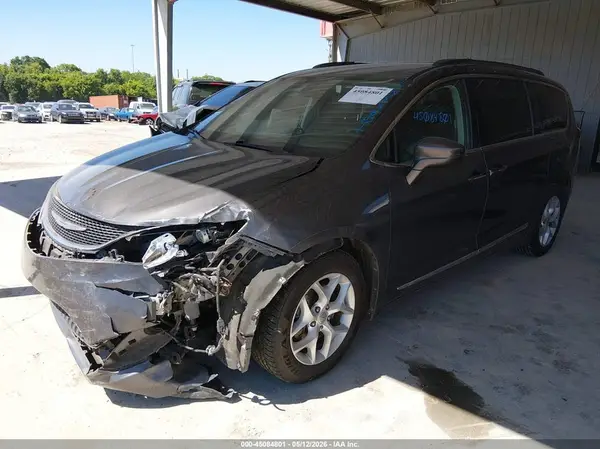 2C4RC1BG9HR676317 2017 CHRYSLER PACIFICA - Image 2