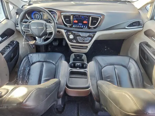 2C4RC1BG9HR683316 2017 CHRYSLER PACIFICA - Image 8