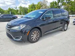 2C4RC1BG9HR688161 2017 CHRYSLER PACIFICA