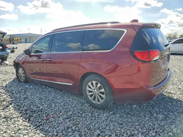 2C4RC1BG9HR688385 2017 CHRYSLER PACIFICA - Image 2