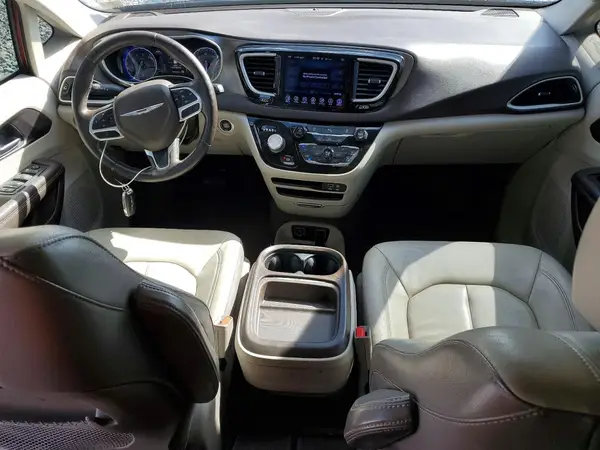 2C4RC1BG9HR688385 2017 CHRYSLER PACIFICA - Image 8