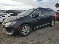 2C4RC1BG9HR691528 2017 CHRYSLER PACIFICA