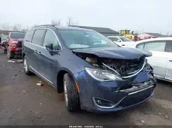 2C4RC1BG9HR712345 2017 CHRYSLER PACIFICA