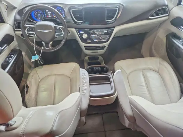 2C4RC1BG9HR730392 2017 CHRYSLER PACIFICA - Image 8