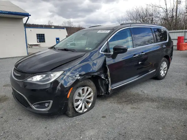 2C4RC1BG9HR734085 2017 CHRYSLER PACIFICA - Image 1