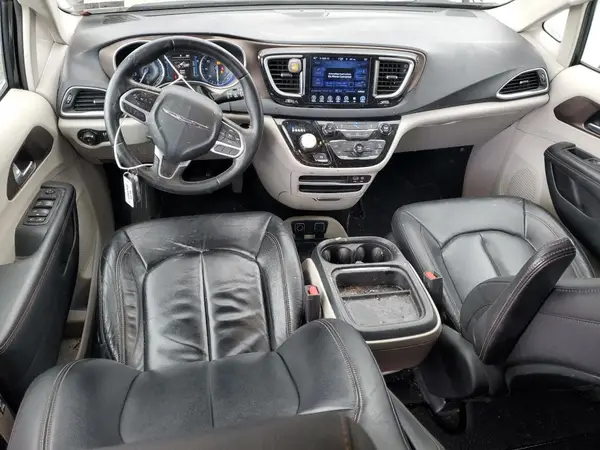 2C4RC1BG9HR734085 2017 CHRYSLER PACIFICA - Image 8