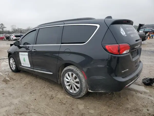 2C4RC1BG9HR753137 2017 CHRYSLER PACIFICA - Image 2