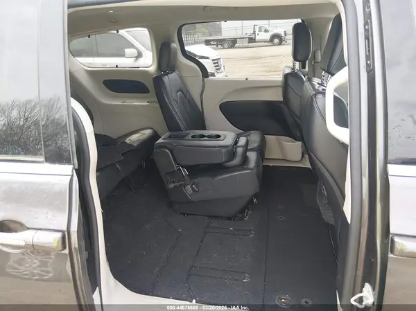2C4RC1BG9HR757107 2017 CHRYSLER PACIFICA - Image 8