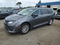 2C4RC1BG9HR758953 2017 CHRYSLER PACIFICA