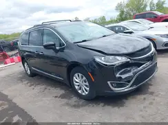 2C4RC1BG9HR759620 2017 CHRYSLER PACIFICA
