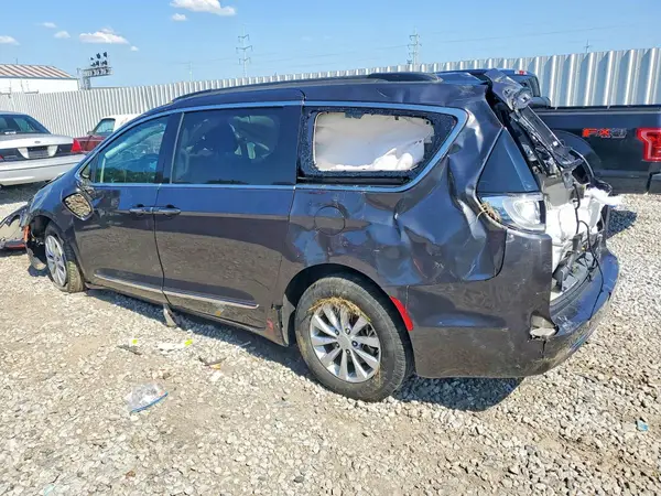 2C4RC1BG9HR762453 2017 CHRYSLER PACIFICA - Image 2