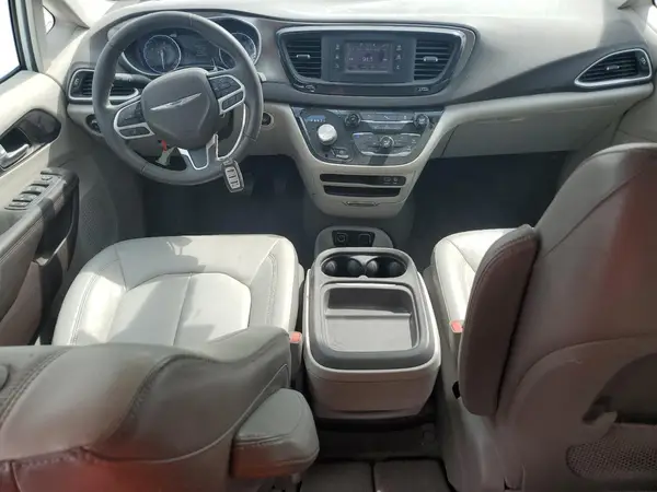 2C4RC1BG9HR763635 2017 CHRYSLER PACIFICA - Image 8