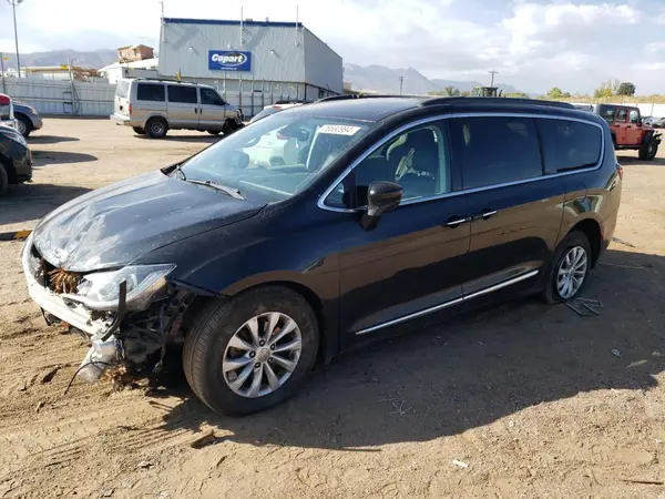2C4RC1BG9HR785618 2017 CHRYSLER PACIFICA - Image 1
