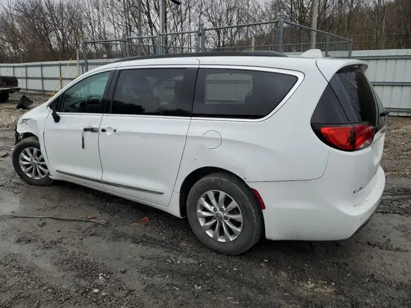 2C4RC1BG9HR788129 2017 CHRYSLER PACIFICA - Image 2