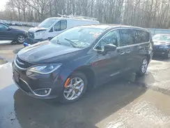 2C4RC1BG9HR788471 2017 CHRYSLER PACIFICA