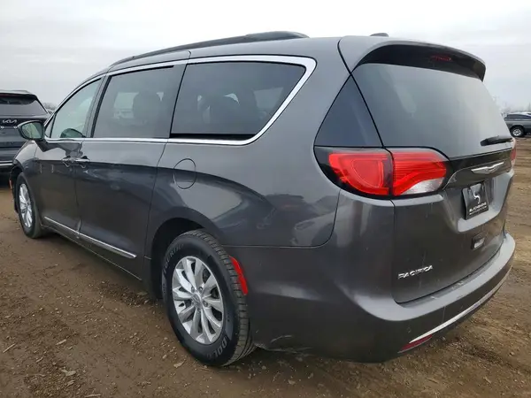 2C4RC1BG9HR795291 2017 CHRYSLER PACIFICA - Image 2