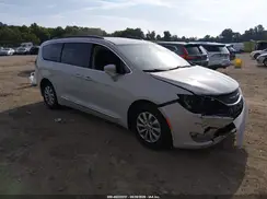 2C4RC1BG9HR795355 2017 CHRYSLER PACIFICA