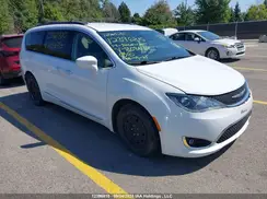2C4RC1BG9HR803633 2017 CHRYSLER PACIFICA