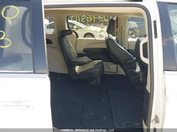 2C4RC1BG9HR803633 2017 CHRYSLER PACIFICA - Image 8