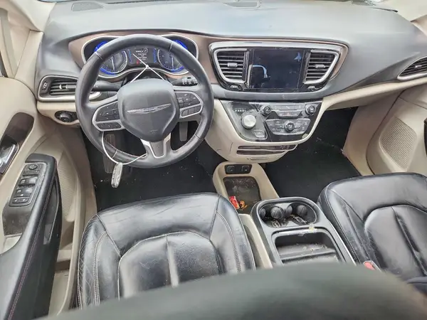 2C4RC1BG9HR809366 2017 CHRYSLER PACIFICA - Image 8