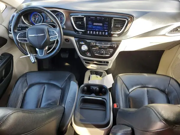 2C4RC1BG9HR809819 2017 CHRYSLER PACIFICA - Image 8