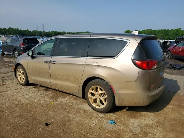 2C4RC1BG9HR816740 2017 CHRYSLER PACIFICA - Image 2