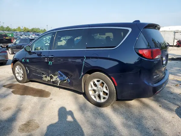 2C4RC1BG9HR823557 2017 CHRYSLER PACIFICA - Image 2
