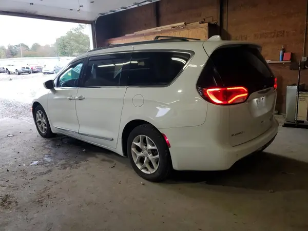 2C4RC1BG9HR826927 2017 CHRYSLER PACIFICA - Image 2