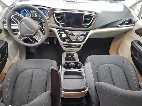 2C4RC1BG9HR836731 2017 CHRYSLER PACIFICA - Image 8