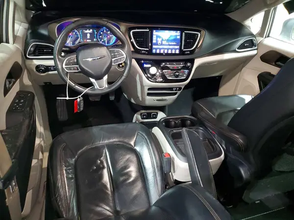 2C4RC1BG9JR102306 2018 CHRYSLER PACIFICA - Image 8