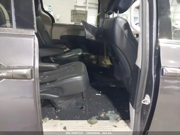 2C4RC1BG9JR110700 2018 CHRYSLER PACIFICA - Image 8