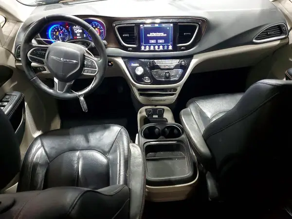 2C4RC1BG9JR111829 2018 CHRYSLER PACIFICA - Image 8